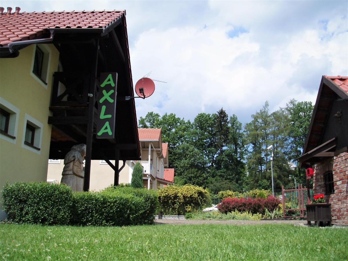 Axla Z Weranda Ogrodem I Parkingiem Gasthof